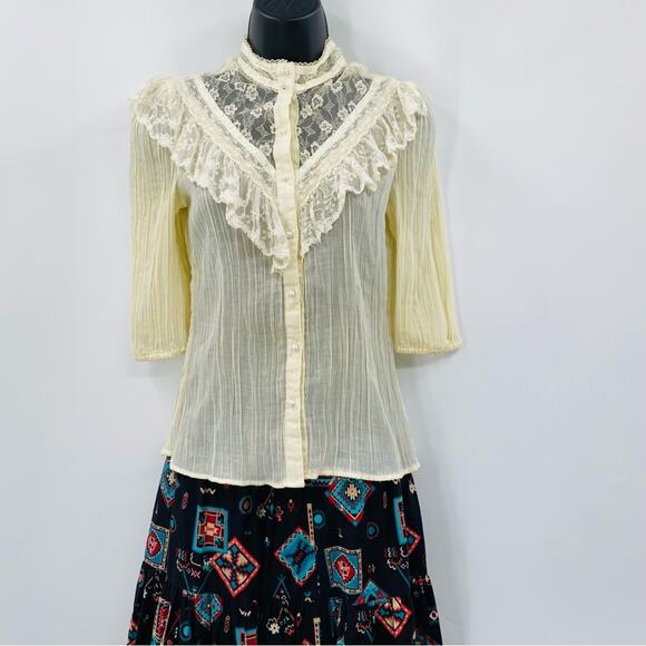Vintage ms. Paquette sheer ruffle blouse - Picture 2 of 5